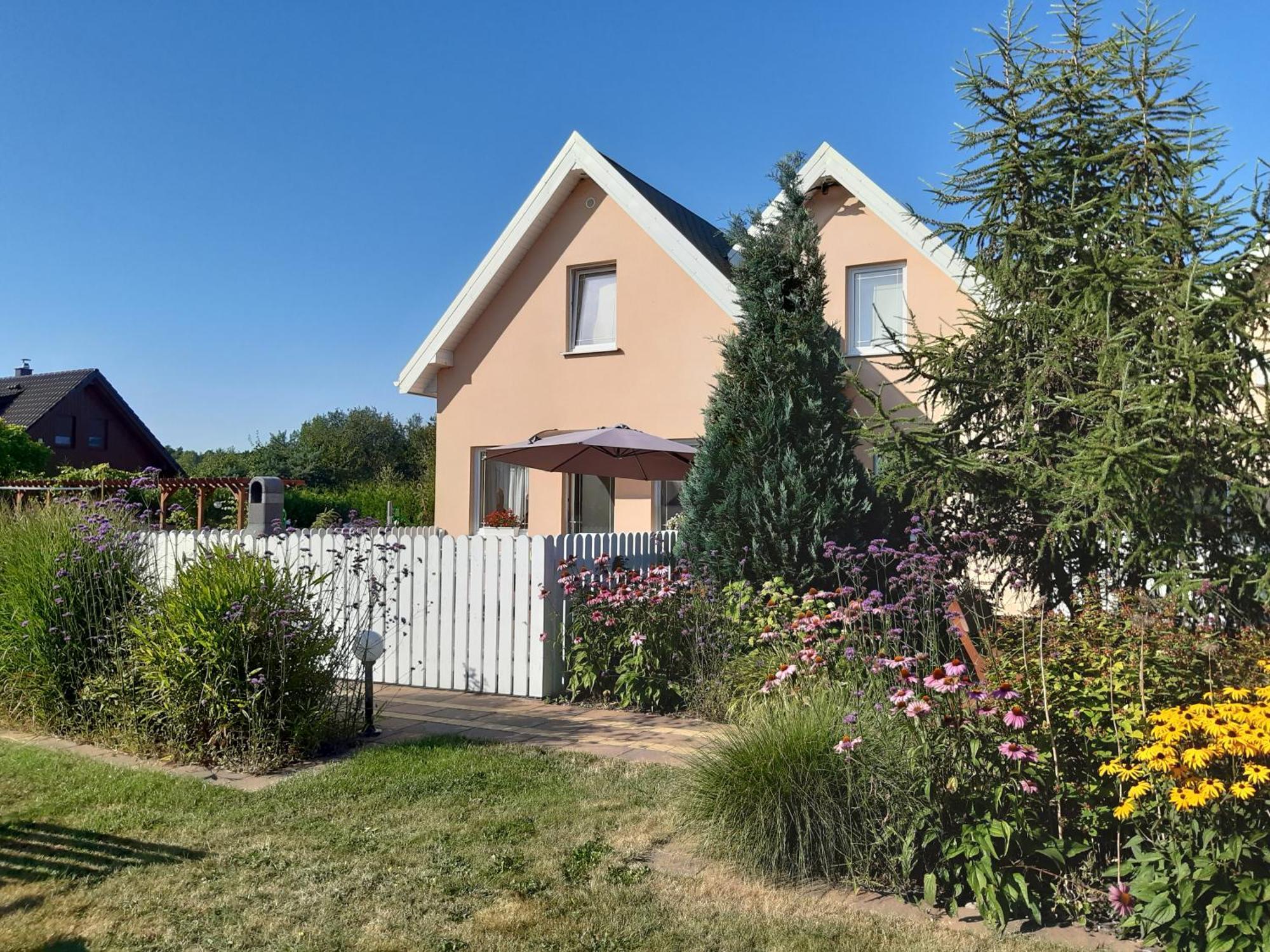 Verano Osieki  Exterior foto